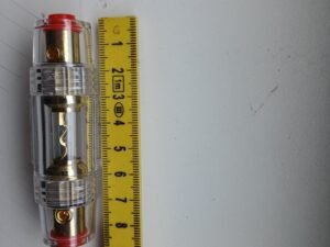 Audio laidų saugiklis su korpusu iki 22 kv.mm 80a